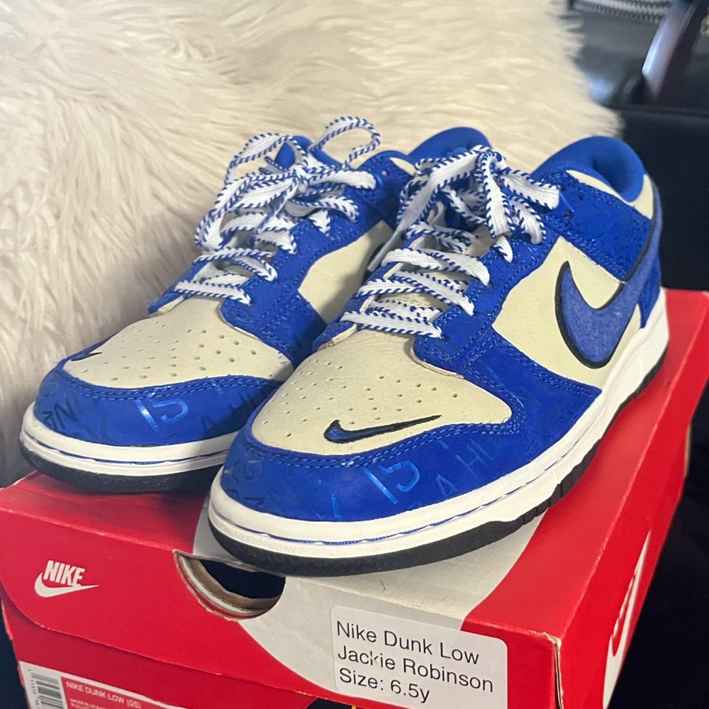 Authentic Nike Dunk Low Jackie Robinson’s size 6.5Y/8.5W